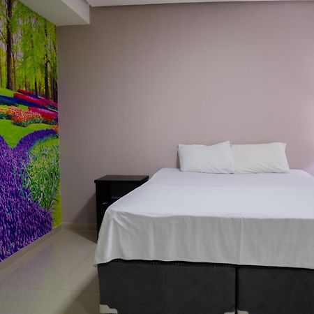 Amazonia Palacce Hotel Marabá Екстериор снимка