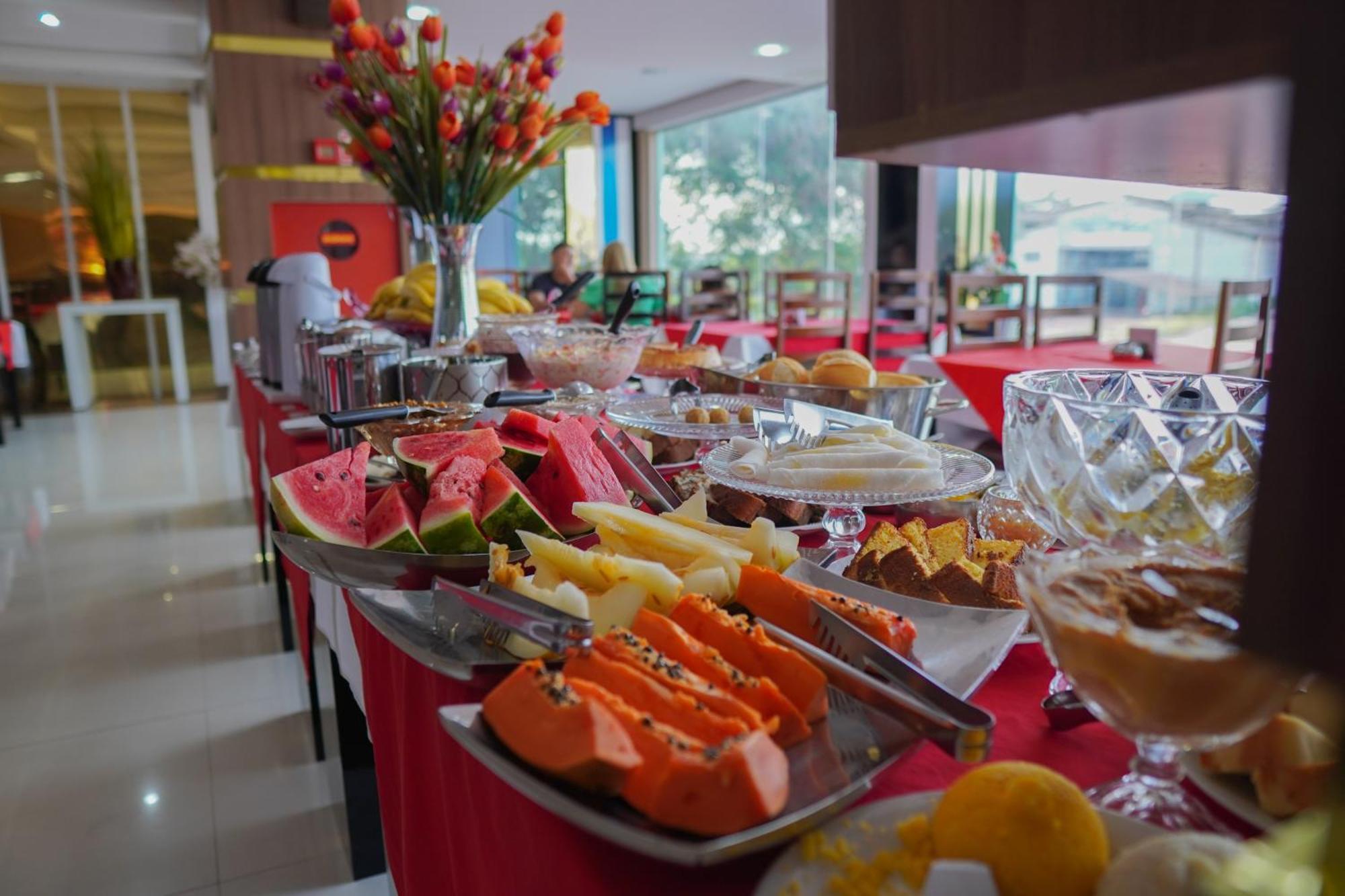 Amazonia Palacce Hotel Marabá Екстериор снимка